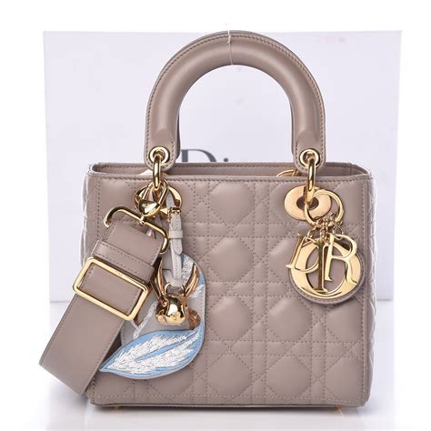lady dior taupe